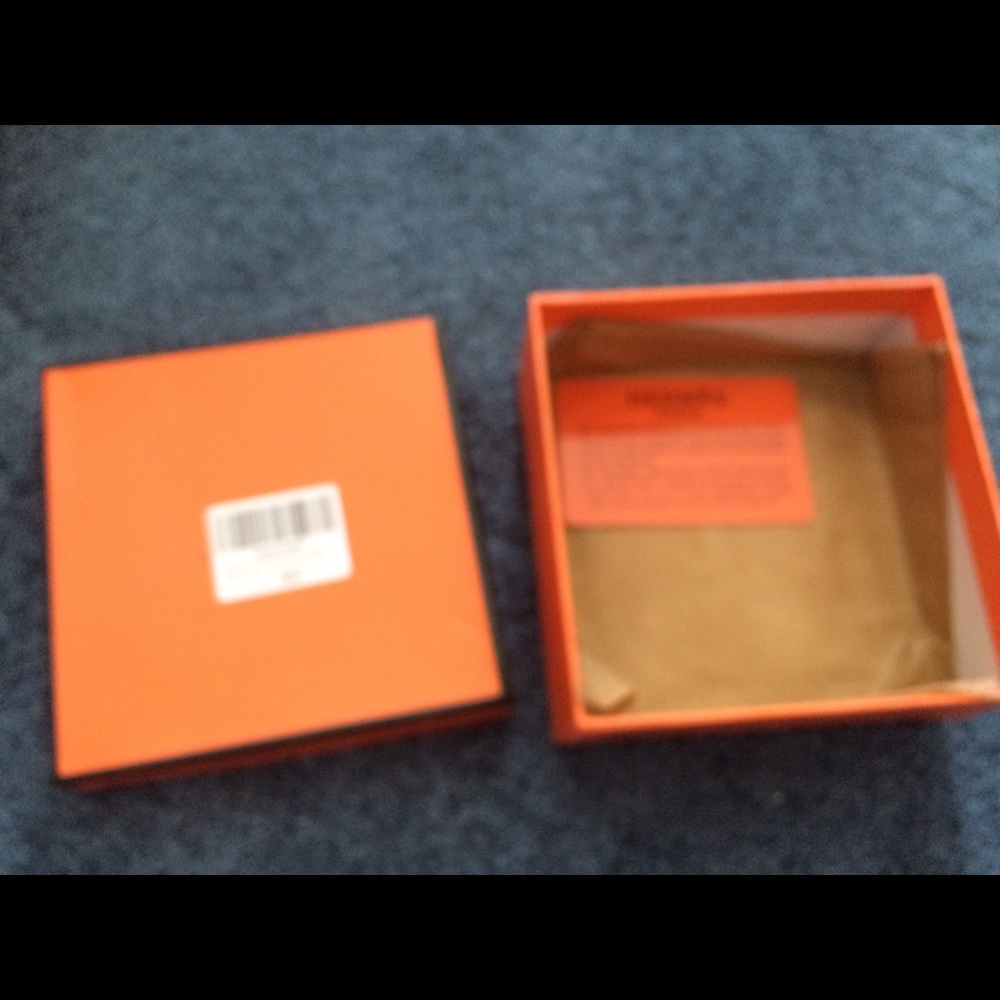 COPY - Hermes box. 5x5x 2
